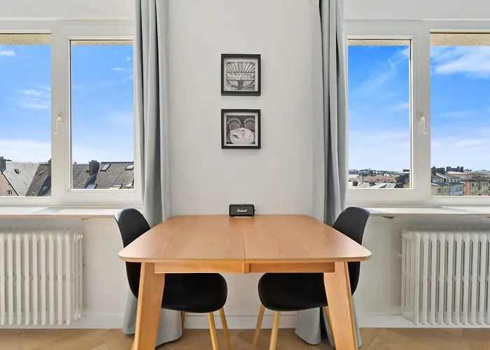Modern With Kitchen In Prime Location Apartment Luxembourg