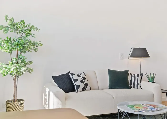 Apartament Modern With Kitchen In Prime Location